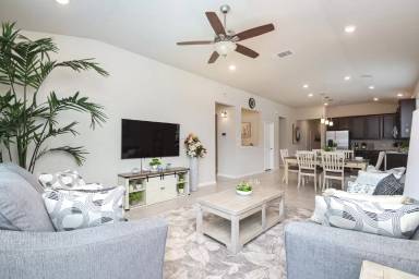 Main picture of 2411 Verona Way