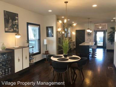 Main picture of 2910 Davis Ave