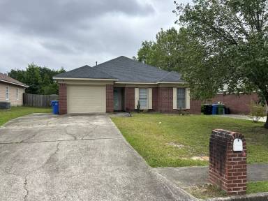 Main picture of 6036 N Pointe Dr