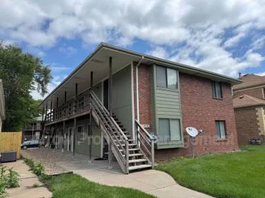 Main picture of 924 Garfield St