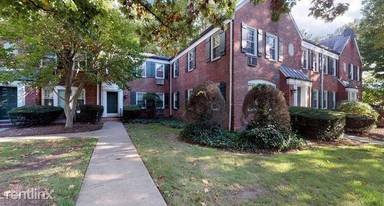Main picture of 8 Engle St