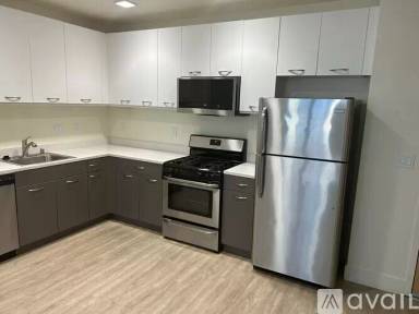 Main picture of 401 Derby Ave