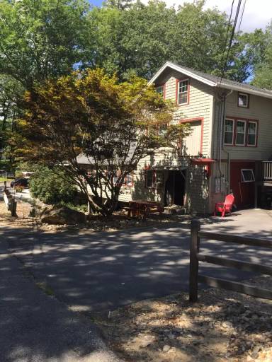 Main picture of 18 Cooper Hill Rd