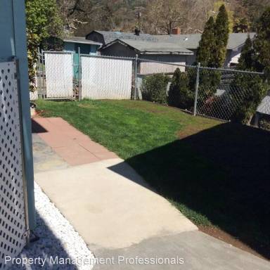 Main picture of 907 NE Wesley Ln