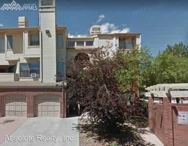 Main picture of 950 Acapulco Ct