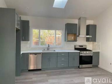 Main picture of 279 Linden Ave