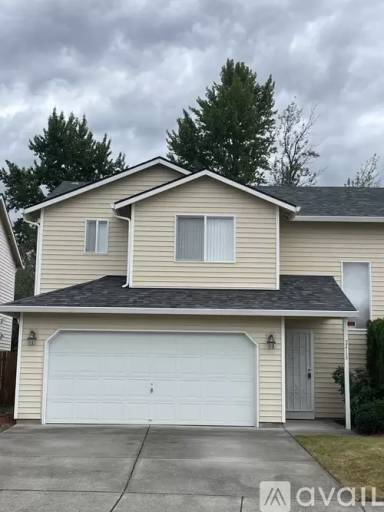 Main picture of 2413 NW 3rd Way
