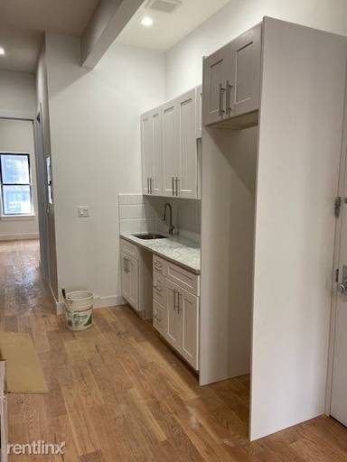 Main picture of 583 Vanderbilt Ave