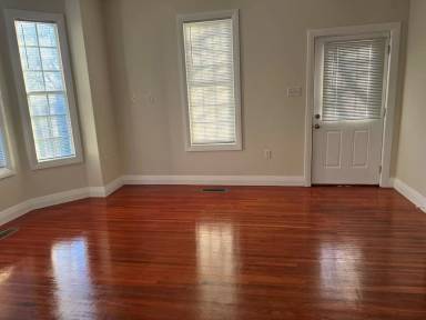 Main picture of 2546 S Saint Aubin St