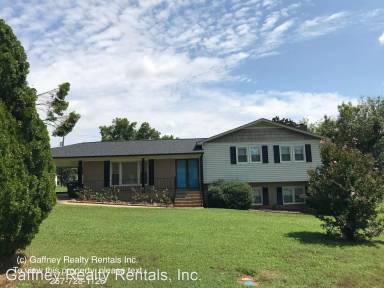 Main picture of 102 Downey Hawthorne Pl