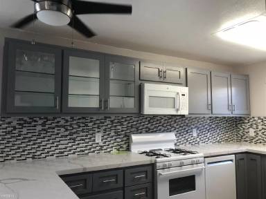 Main picture of 1521 Locust Ave