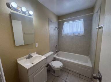 Main picture of 2516 E Mesquite Ave