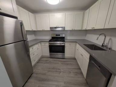 Main picture of 1445 Oak St