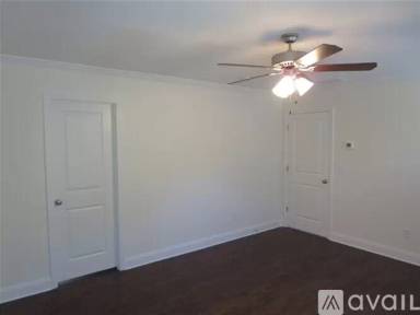 Main picture of 410 Oscar Way