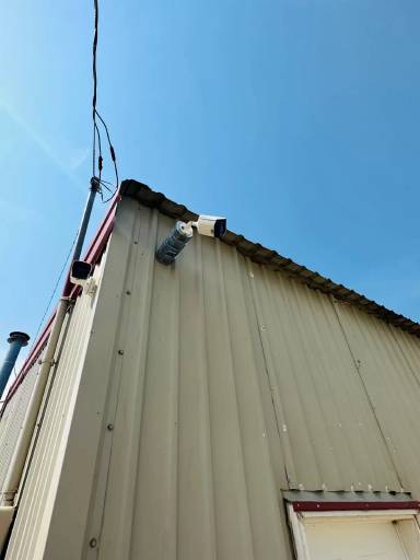 Main picture of 2826 S US Highway 281