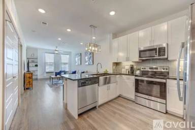 Main picture of Enclave At Woodland Lakes