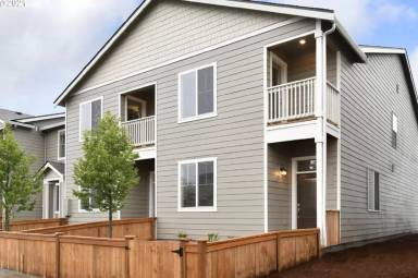 Main picture of 15310 NE 70th St