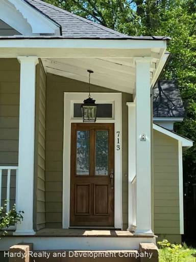Main picture of 3 Coral Ave SW