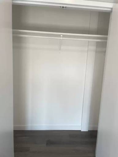 Main picture of 180 Cedar St