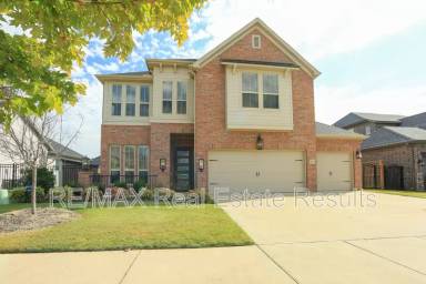 Main picture of 4903 SW Woodvale Rd