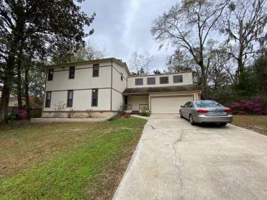 Main picture of 3752 Mundon Way