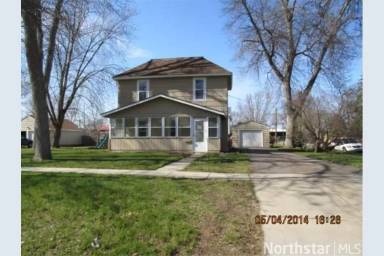 Main picture of 521 Main St