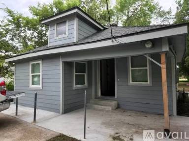 Main picture of 4202 Kirby St