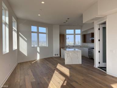 Main picture of 1039 White Knoll Dr