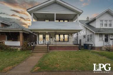 Main picture of 583 Dearborn Ave