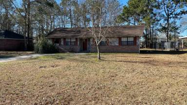 Main picture of 102 Kevin Rd