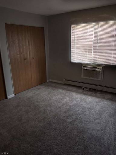 Main picture of 100 Olesen Dr
