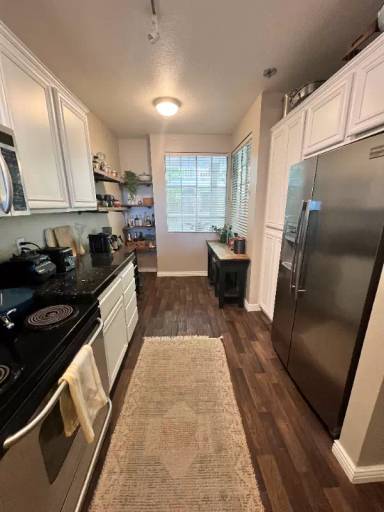Main picture of 20301 Bluffside Cir