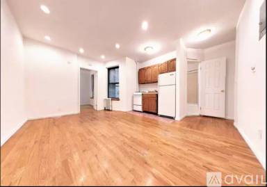 Main picture of 356 E 13th St