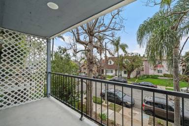 Main picture of 1026 Roswell Avenue Apartments