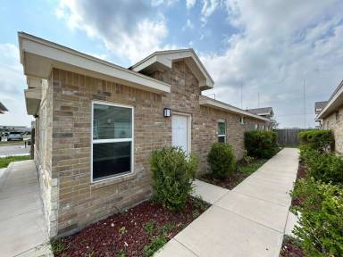 Main picture of 3900 Hawthorne Avenue