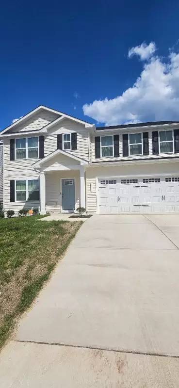 Main picture of 3113 Clover Ln