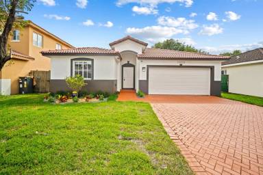Main picture of 13232 SW 283rd Ter