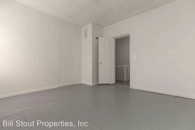 Main picture of 1743 W Hill St