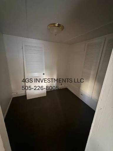 Main picture of 1700 E 15th St