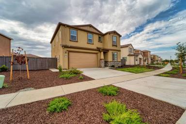 Main picture of 1080 Lost Creek Ranch Dr