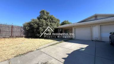Main picture of 4978 Saddlerock Way