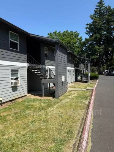 Main picture of 3849 NE 152nd Ave