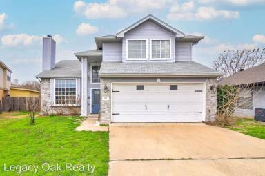 Main picture of 902 Valley Glen Cv