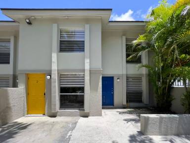 Main picture of 2900 Bird Ave