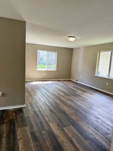 Main picture of 138 W Maxlow Ave
