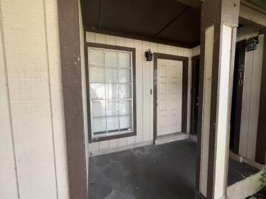 Main picture of 208 Craddock Ave