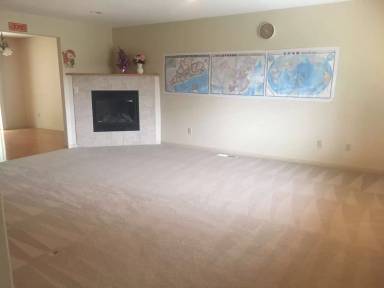 Main picture of 10118 SE Brooklyn Ct