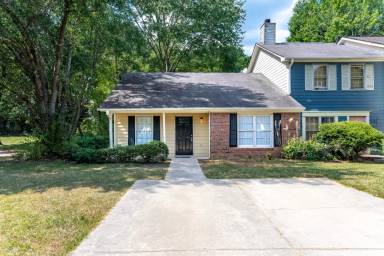 Main picture of 1704 Hunting Creek Dr SE