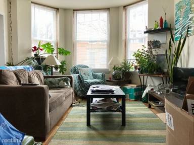 Main picture of 857 N Oakley Blvd