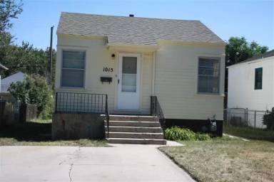 Main picture of 1015 E 25th St